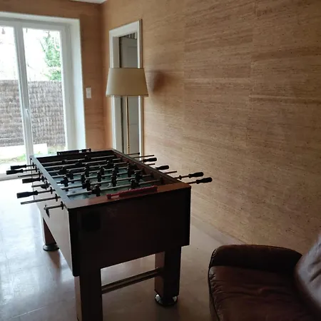 Vosgien Avec 9 Pour 22 Personnes * Fellering